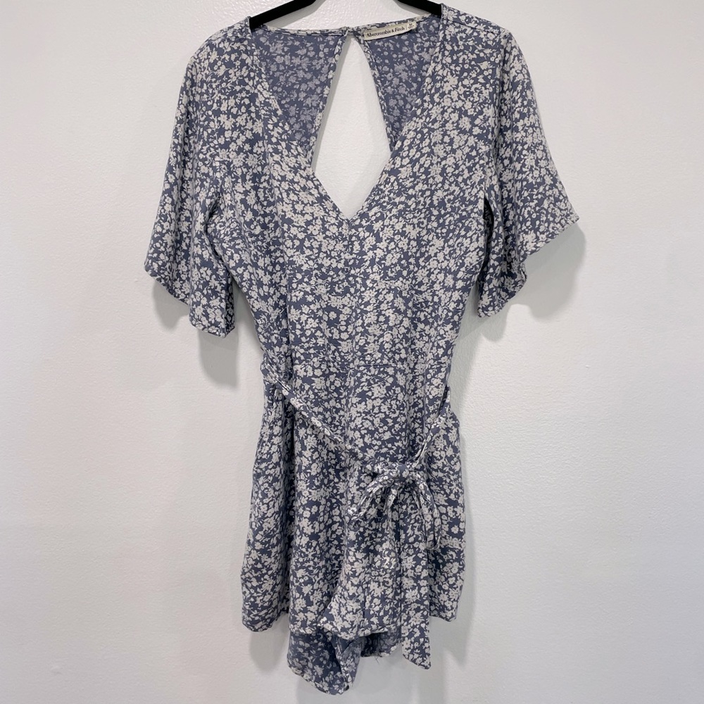 Abercrombie floral romper